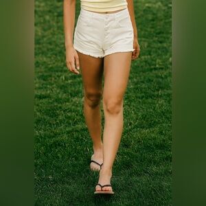 Wild Blue White Jean Denim Shorts, size 9 size medium